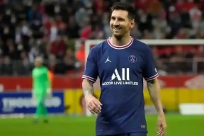 包含里程碑夜托特纳姆防线松动；法甲赛后刷纪录；质疑声仍在；球探报告显示潜力的词条九游