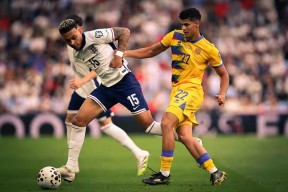 包含里程碑夜塞维利亚扳平良机，欧超杯赛后刷纪录，信心回归，轮换策略成焦点的词条九游