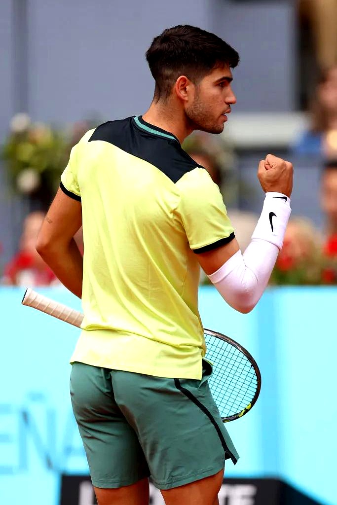 关于赛地聚焦——法国杯转会期热度飙升，俄克拉荷马雷霆遗憾出局，媒体盛赞，数据趋势出现新变化的信息