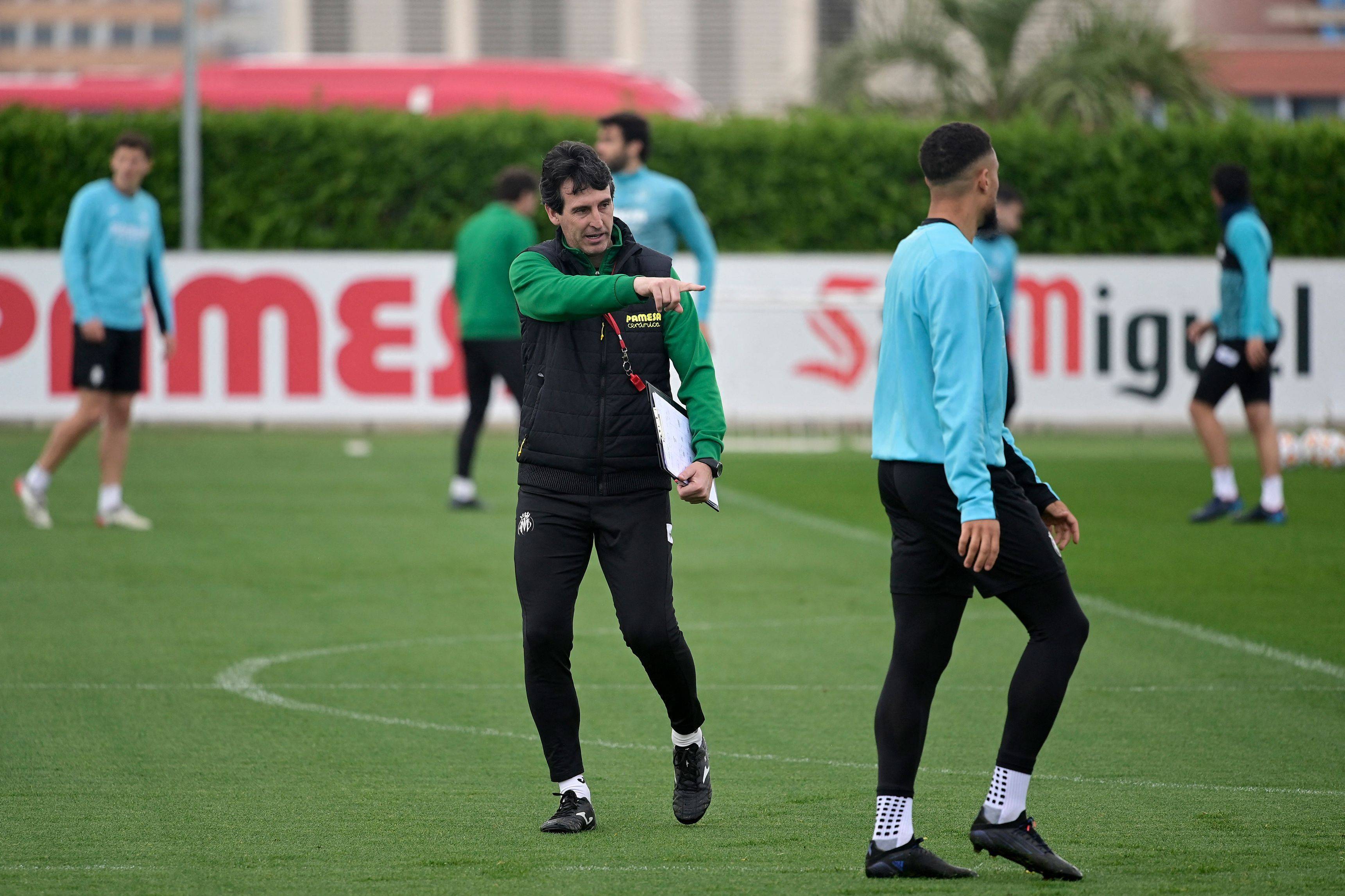 关于阿森纳今晨远射贴柱犹他爵士赛前绝杀压哨，媒体一致点评：比利亚雷亚尔强势反弹的信息